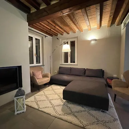 Sanae&fayssal House Parma